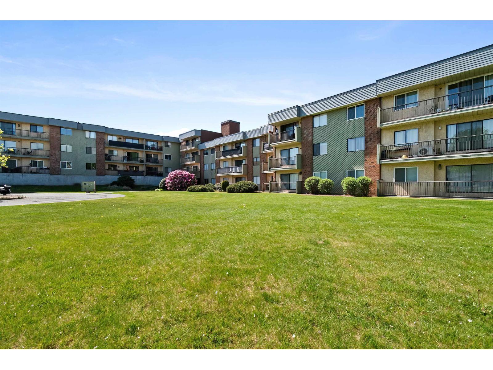 312 45598 MCINTOSH DRIVE, Chilliwack Proper South, Chilliwack