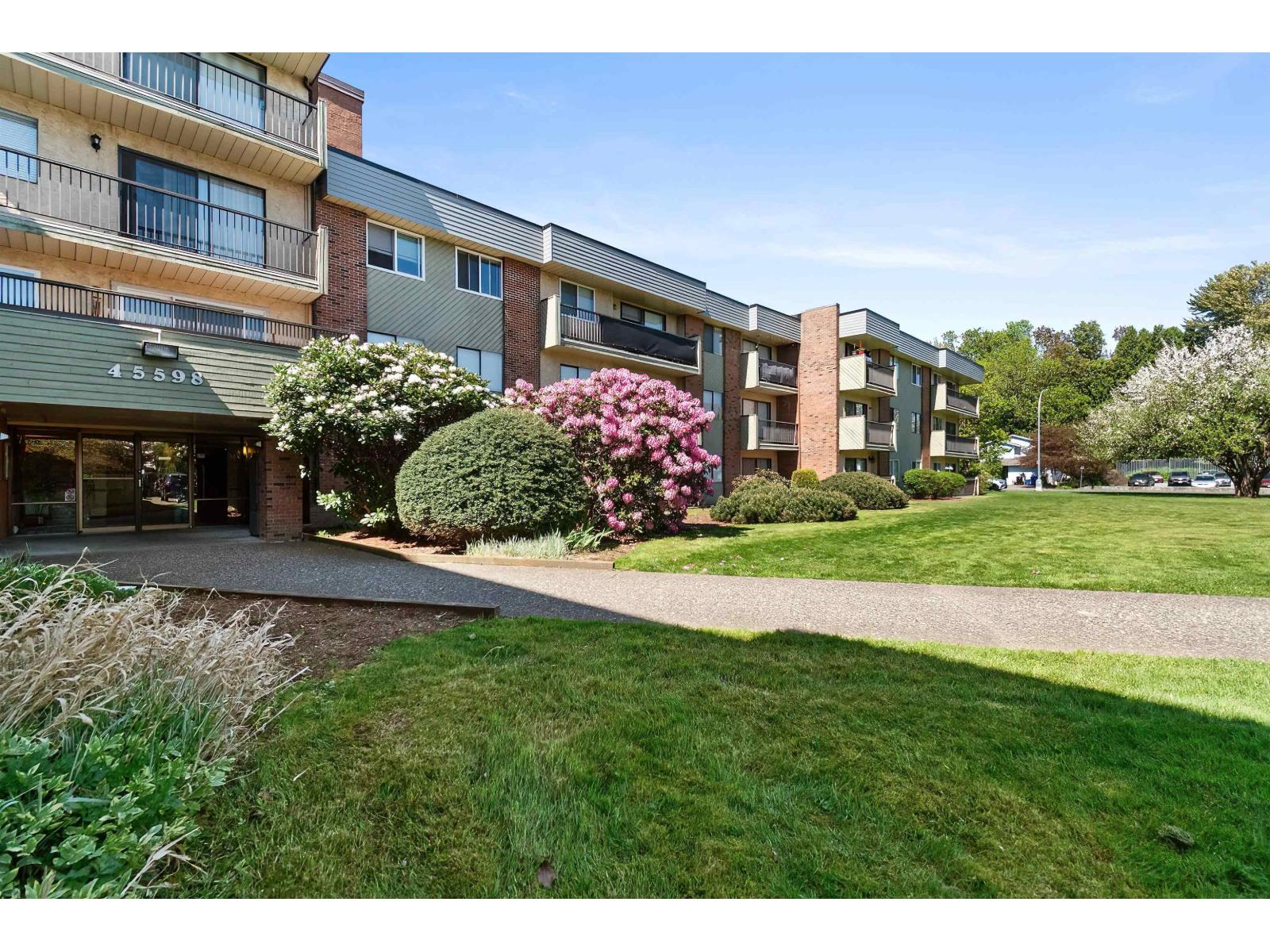312 45598 MCINTOSH DRIVE, Chilliwack Proper South, Chilliwack