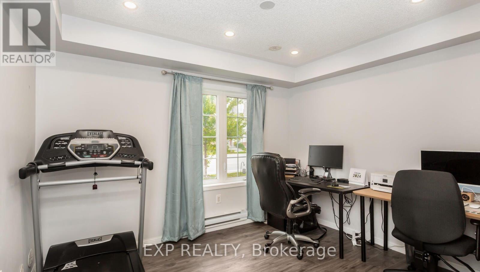 102 BLEASDALE AVENUE - 20
