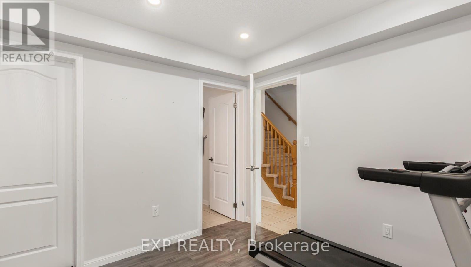 102 BLEASDALE AVENUE - 21