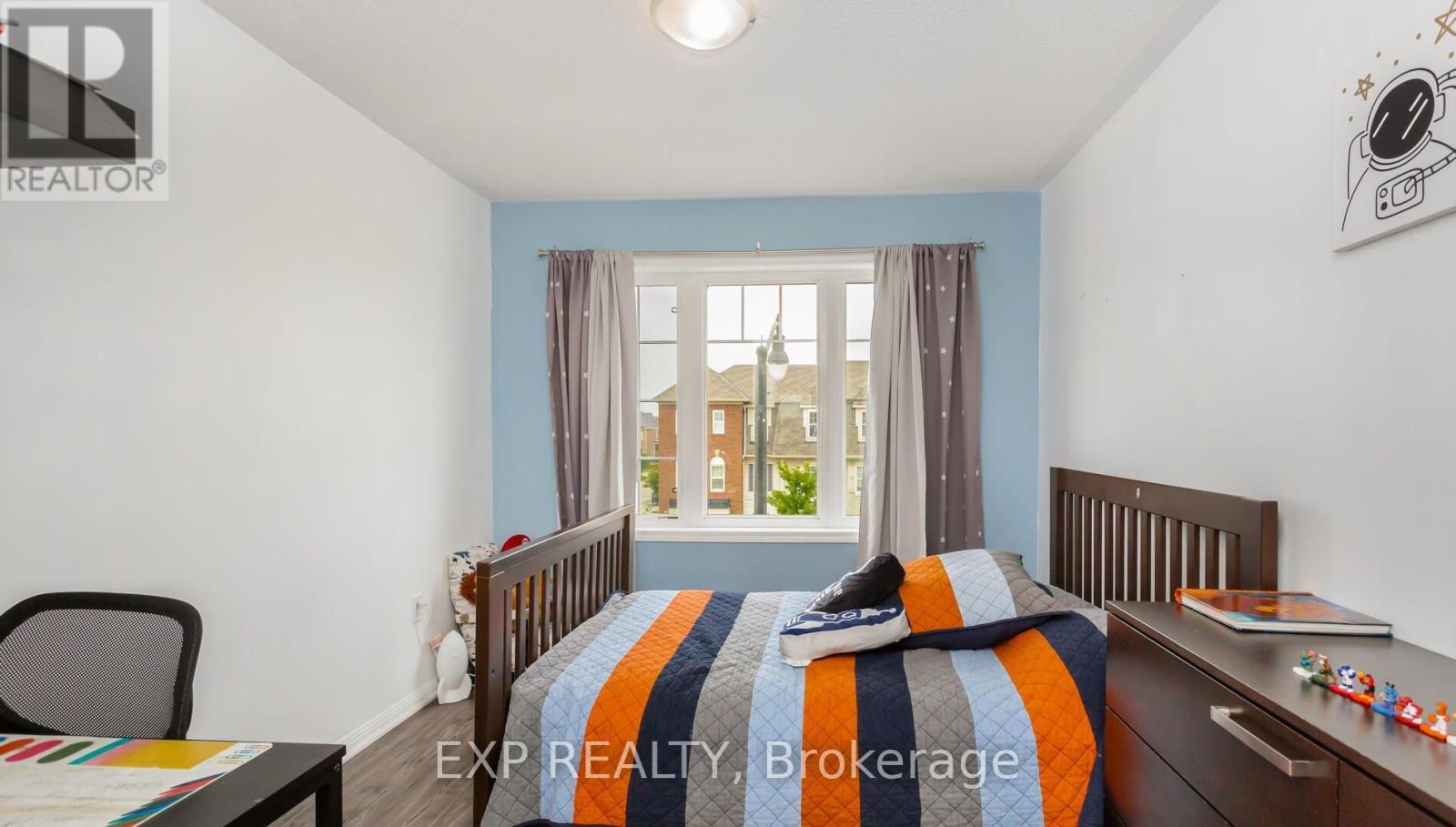 102 BLEASDALE AVENUE - 29
