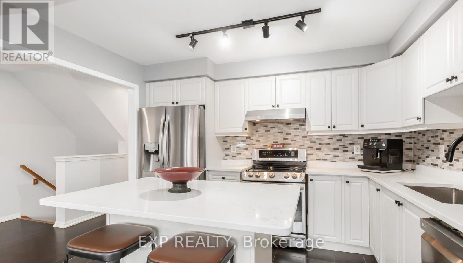 102 BLEASDALE AVENUE - 6