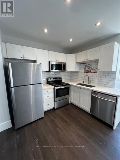 Listing photo of B - 2622 KEELE STREET W