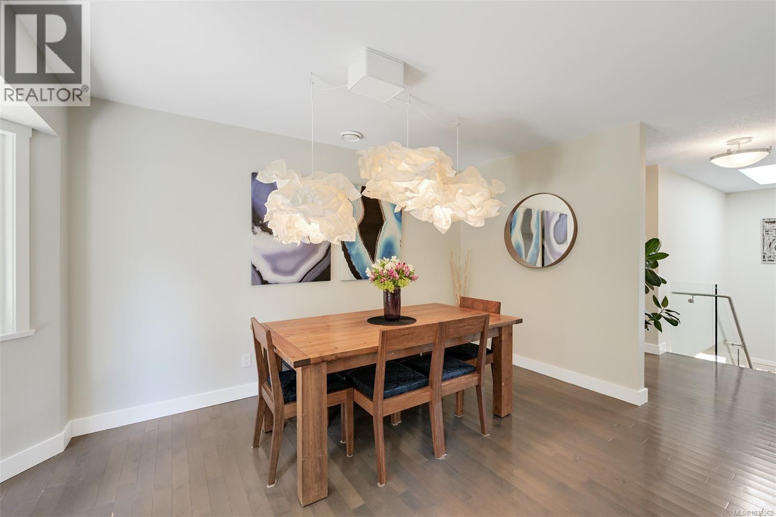  774 Destrube Place, Saanich