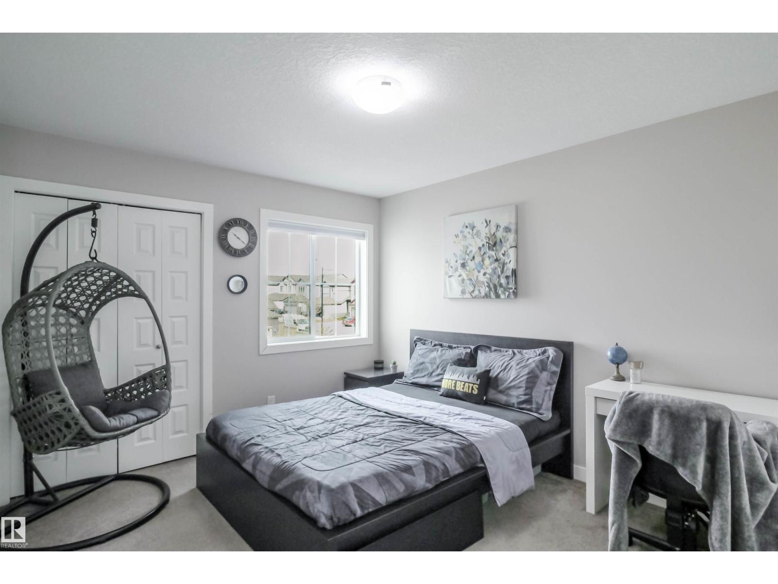 1728 53 ST SW, Edmonton