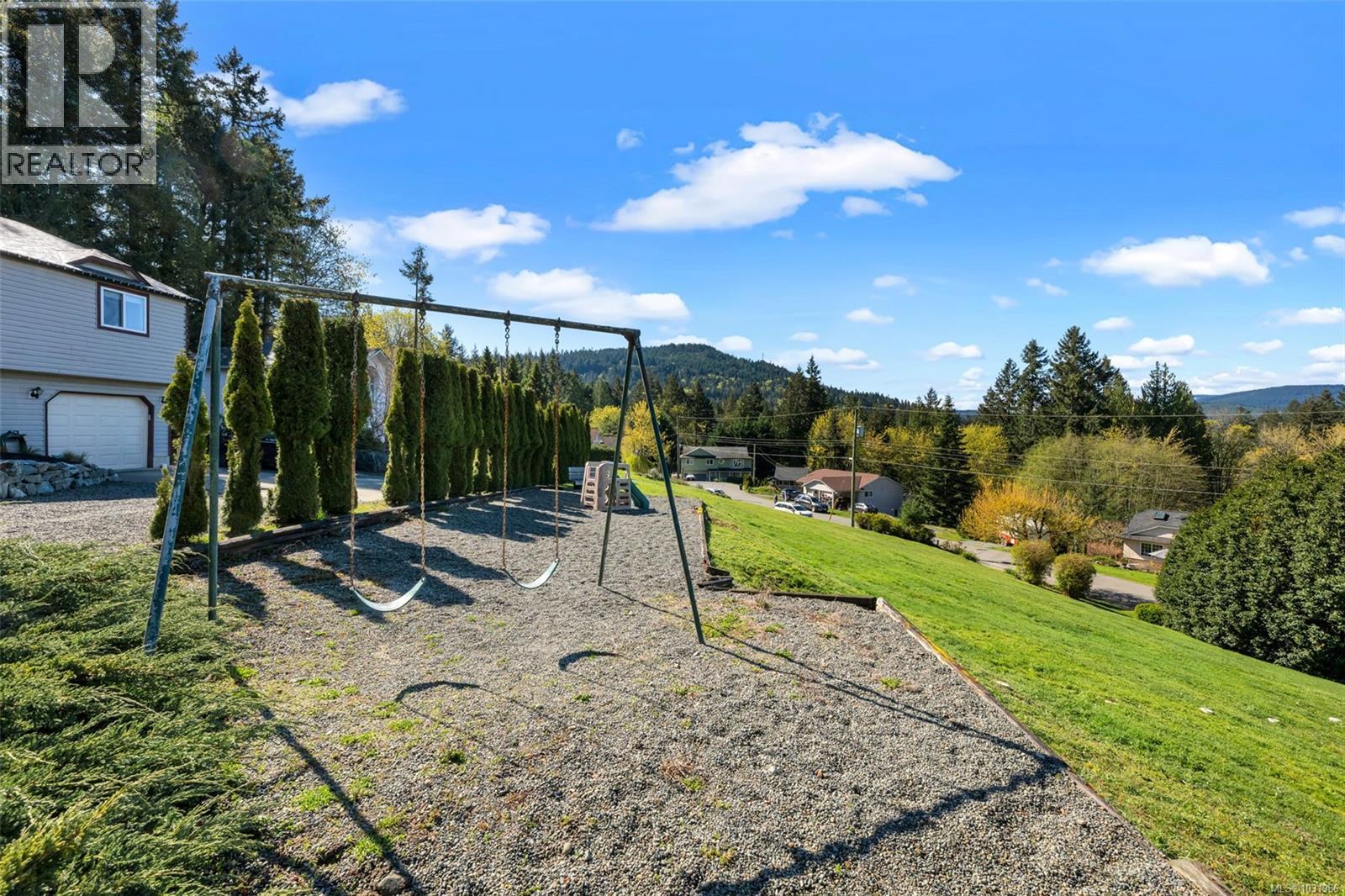 2547 Davidson Rd, Shawnigan Lake