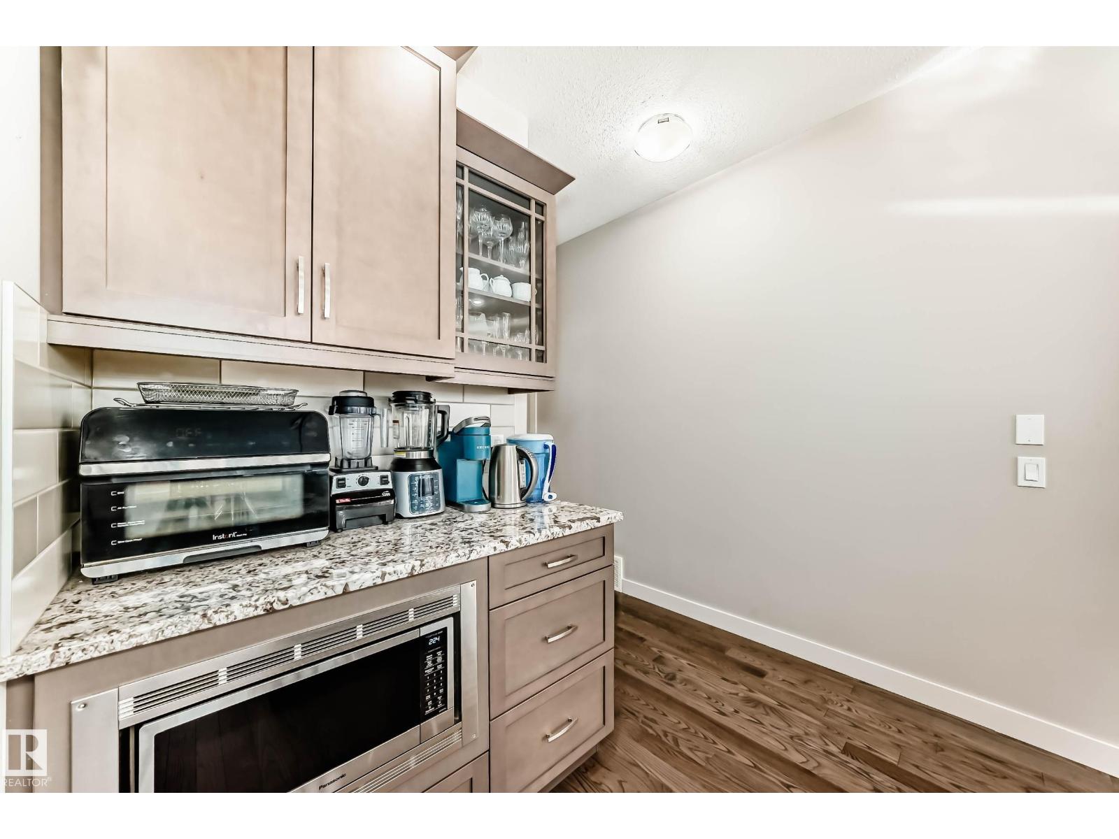 7719 Getty WD NW, Edmonton