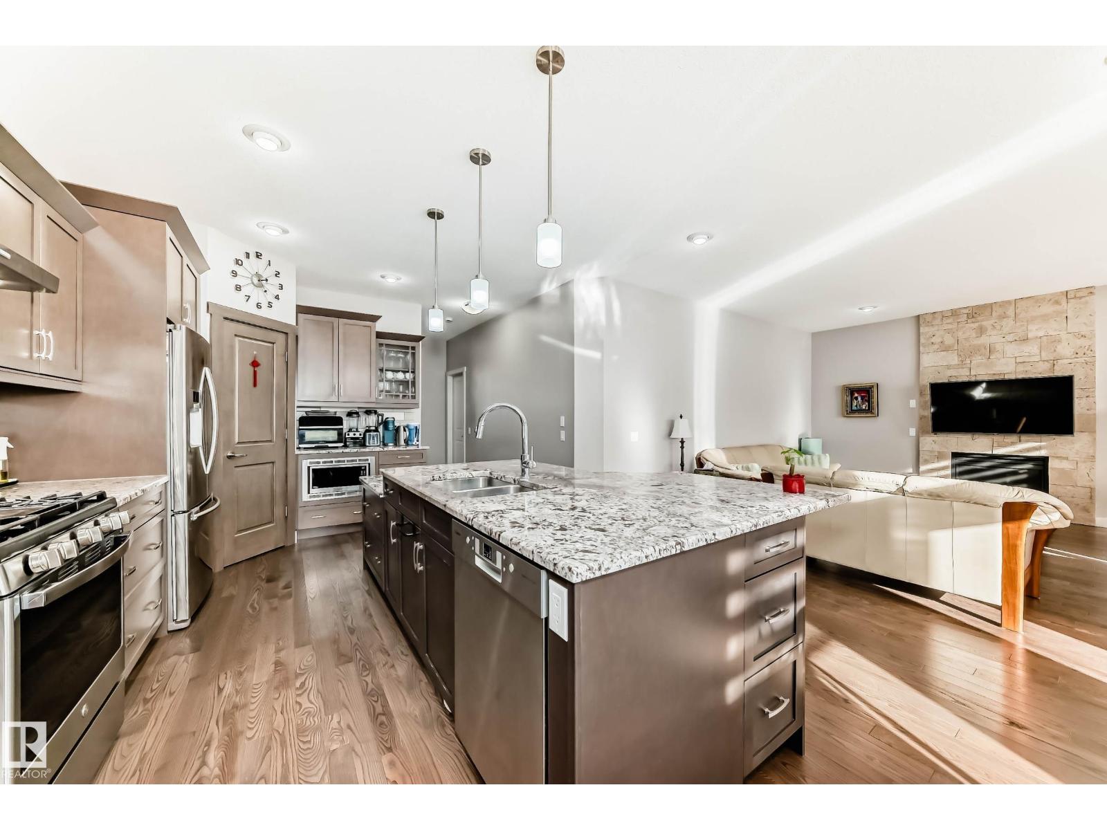 7719 Getty WD NW, Edmonton