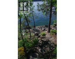 4370 Copper Cove Road, Scotch Creek, BC V0E1M5 Photo 23