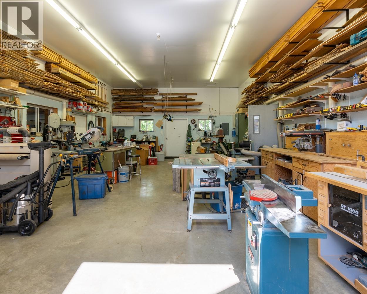 467 MEADOW CREEK Road - 44