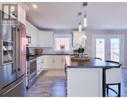 Bath (# pieces 1-6) - 30 Chancellor Street, Charlottetown, PE C1E0G1 Photo 6