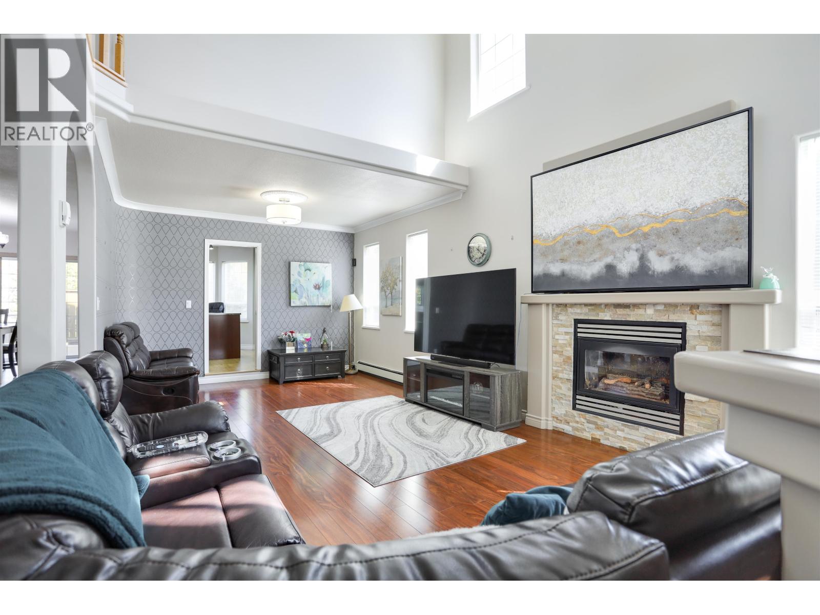 #1 90 SMITH STREET - 17