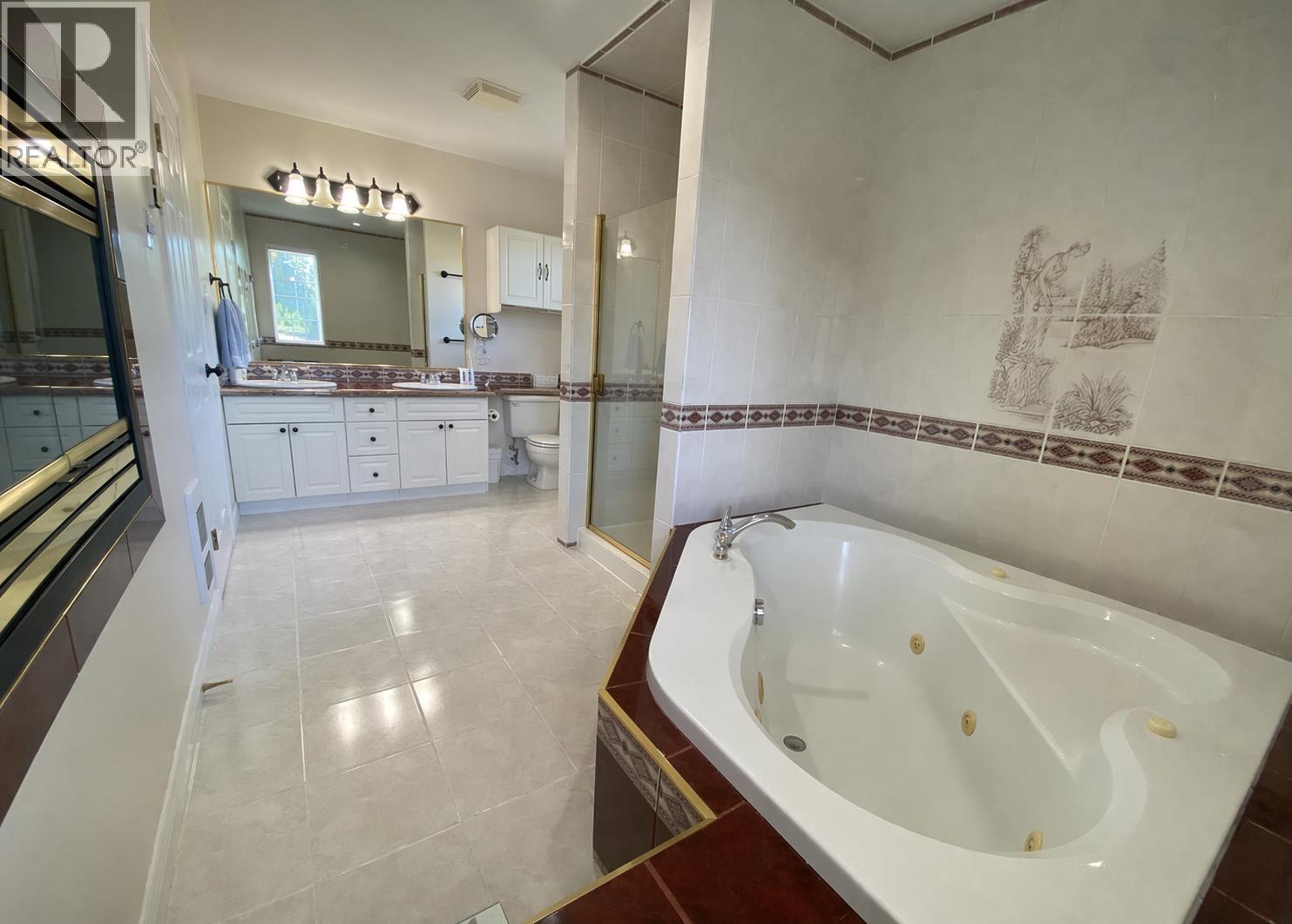 #1 90 SMITH STREET - 23