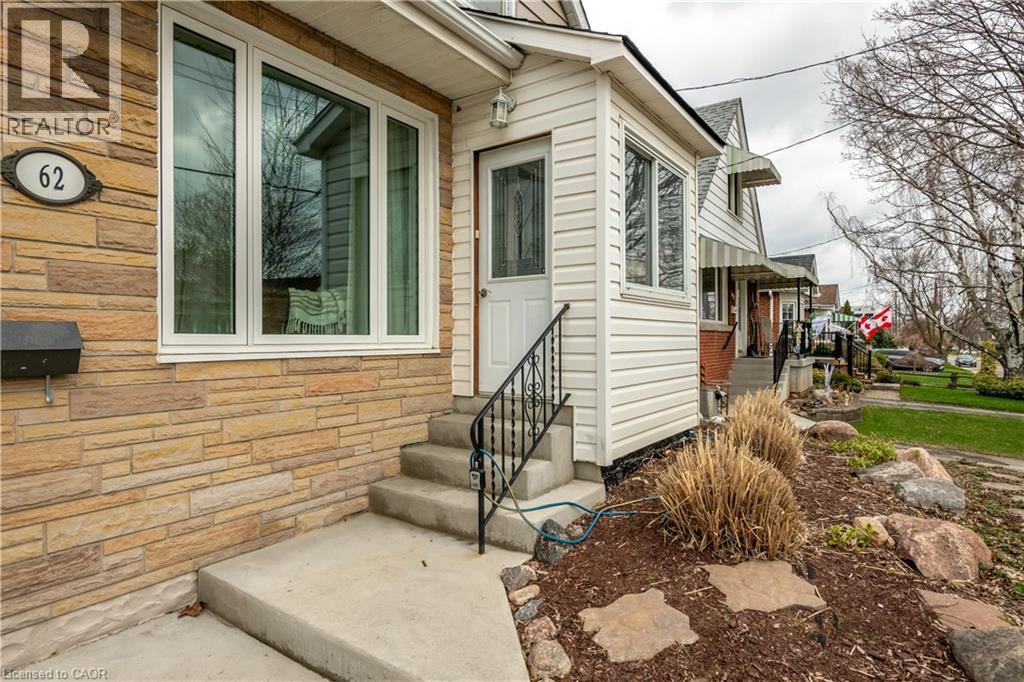 62 CROSTHWAITE Avenue S, Hamilton, Ontario, L8K2V1 — Photo 4