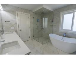 937 160b Street, Surrey, BC V4A9A7 Photo 26
