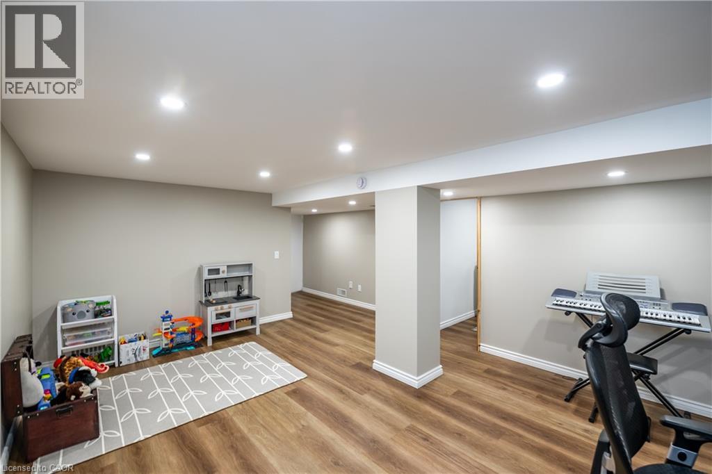 62 CROSTHWAITE Avenue S, Hamilton, Ontario, L8K2V1 — Photo 33