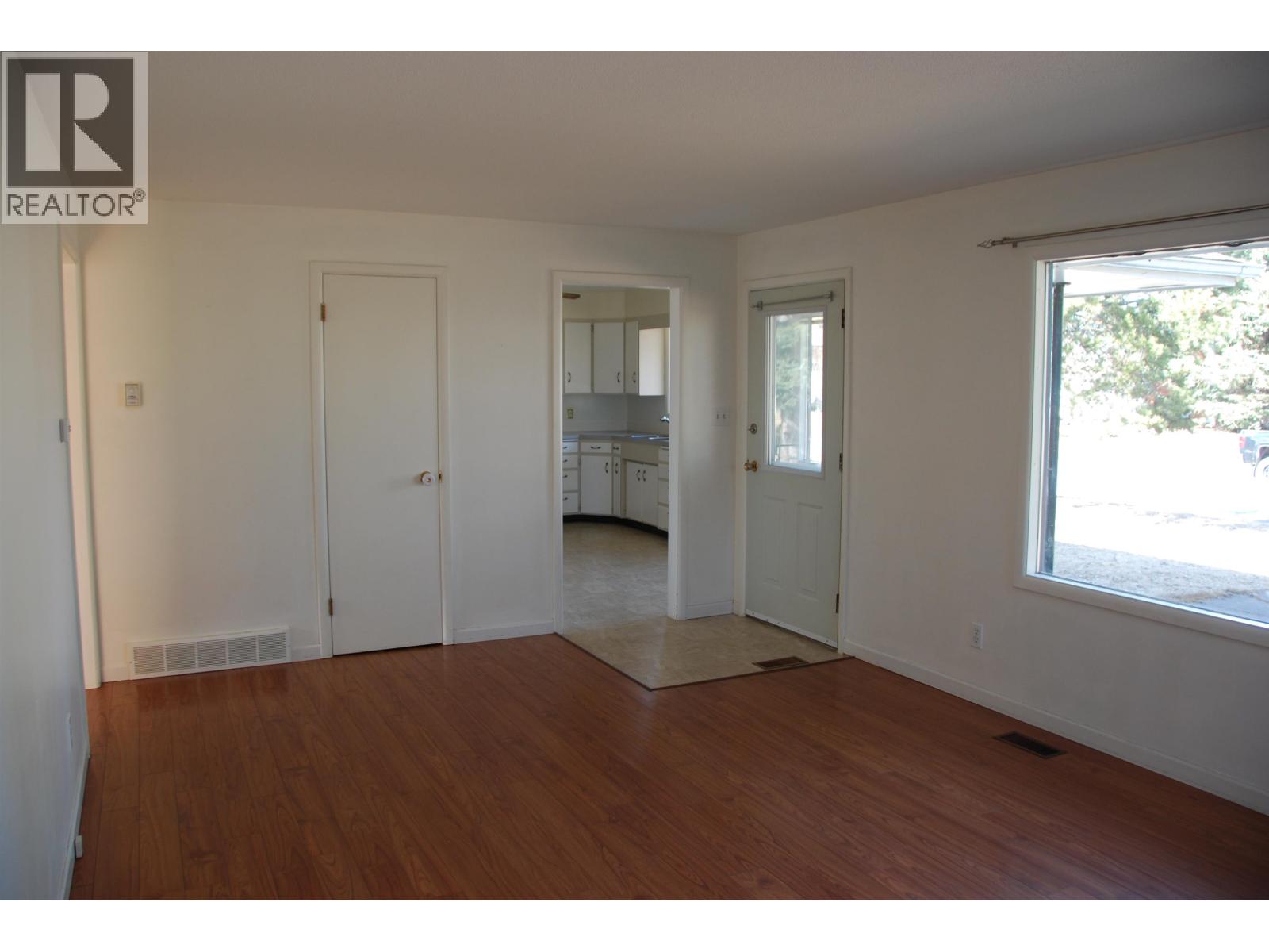 4145 ALFRED Avenue, Smithers