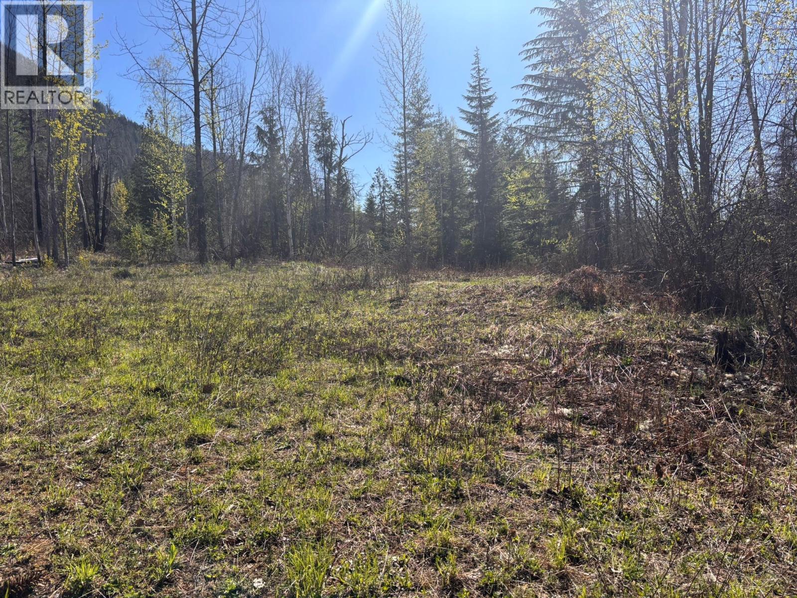  4095 Meadow Creek Road, Celista