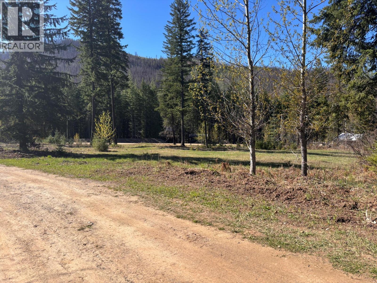  4095 Meadow Creek Road, Celista