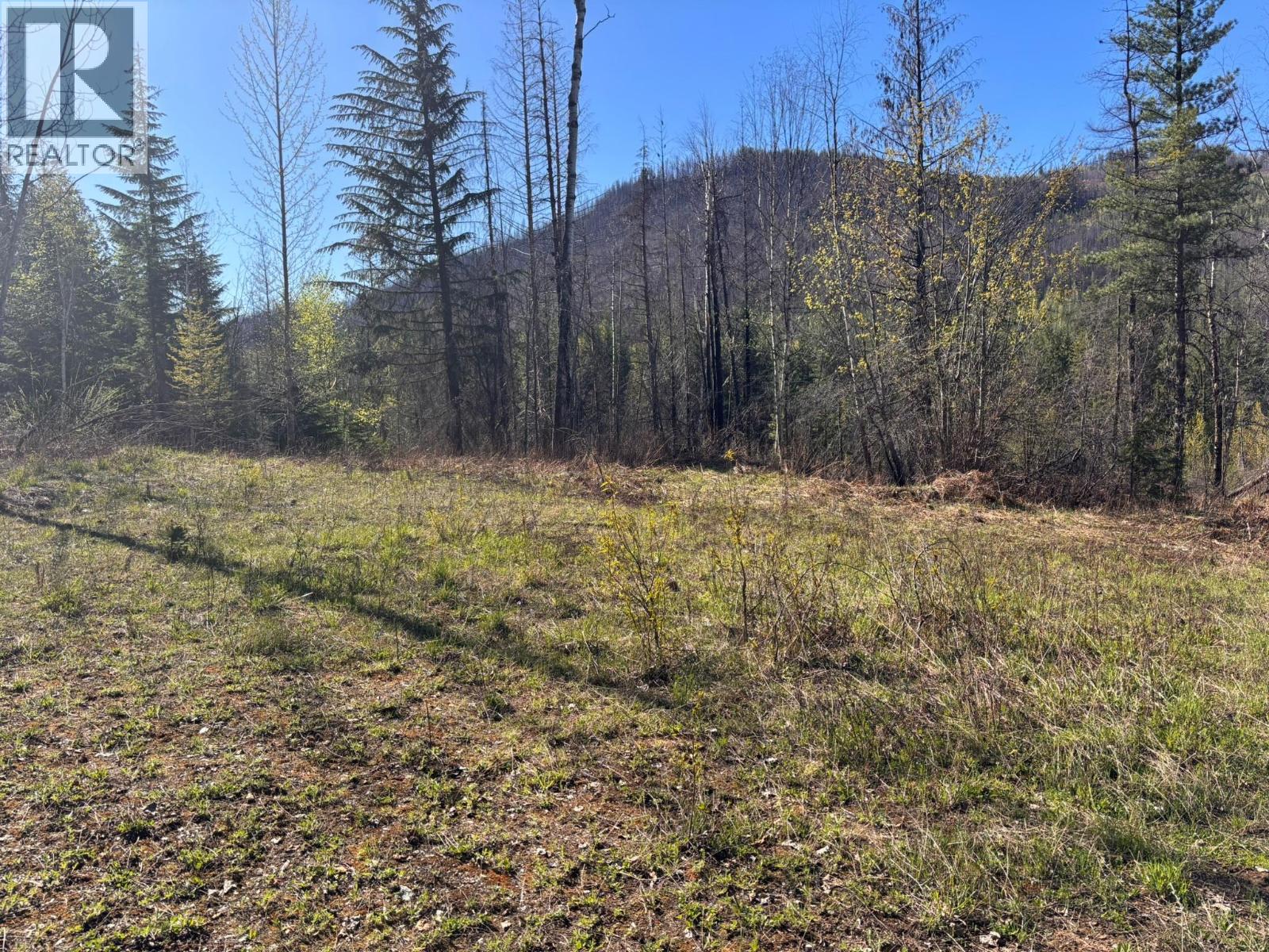  4095 Meadow Creek Road, Celista