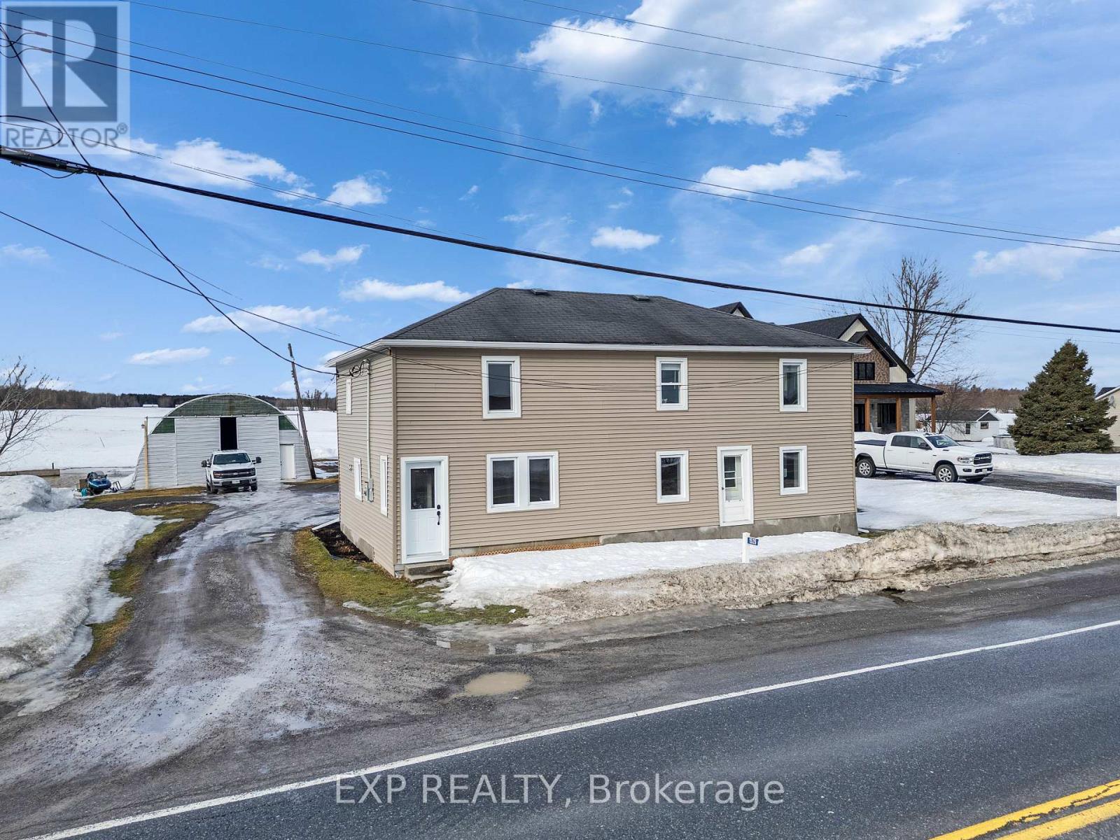 1526 LANDRY STREET — photo 38