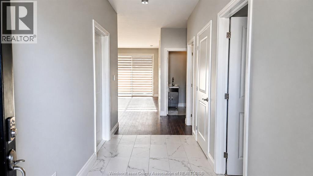 313 KELLY ROAD - 2