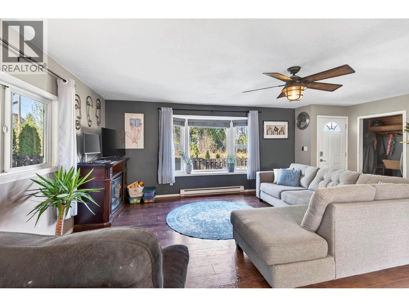 115 NORFOLK Road - 10