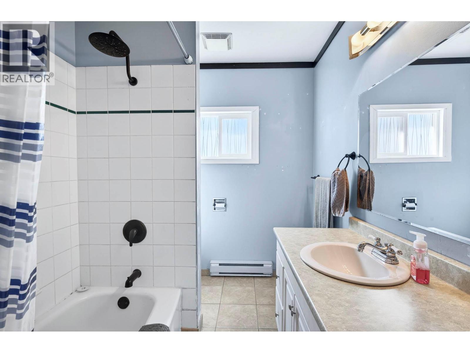 115 NORFOLK Road - 25