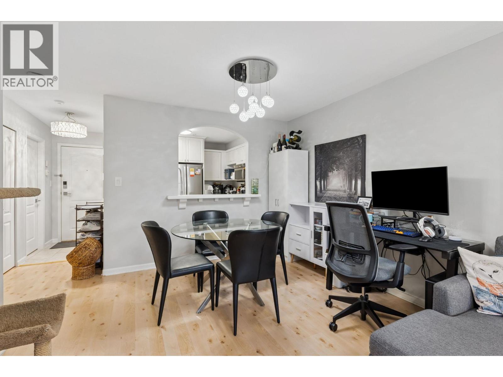 #110-5900 DOVER Crescent, Richmond