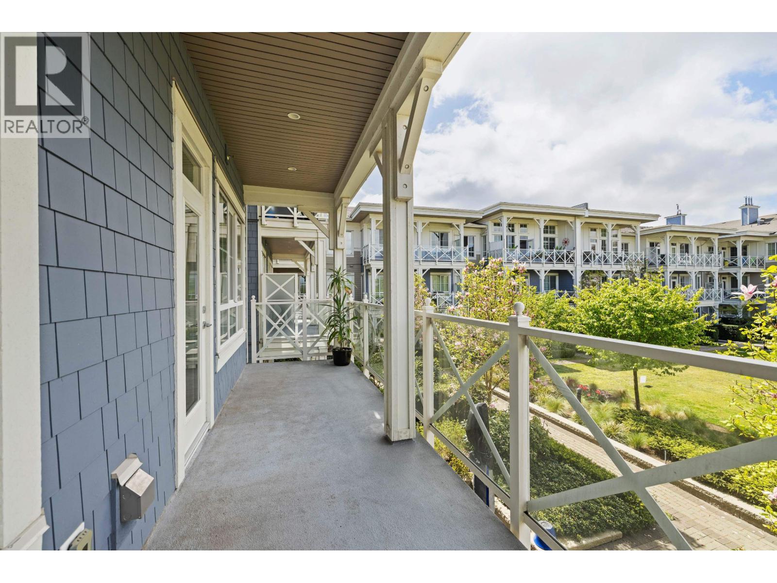 #217-5535 ADMIRAL Way, Delta