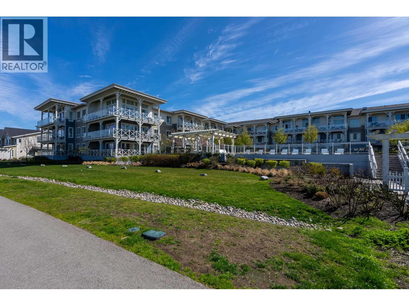 #217-5535 ADMIRAL Way, Delta