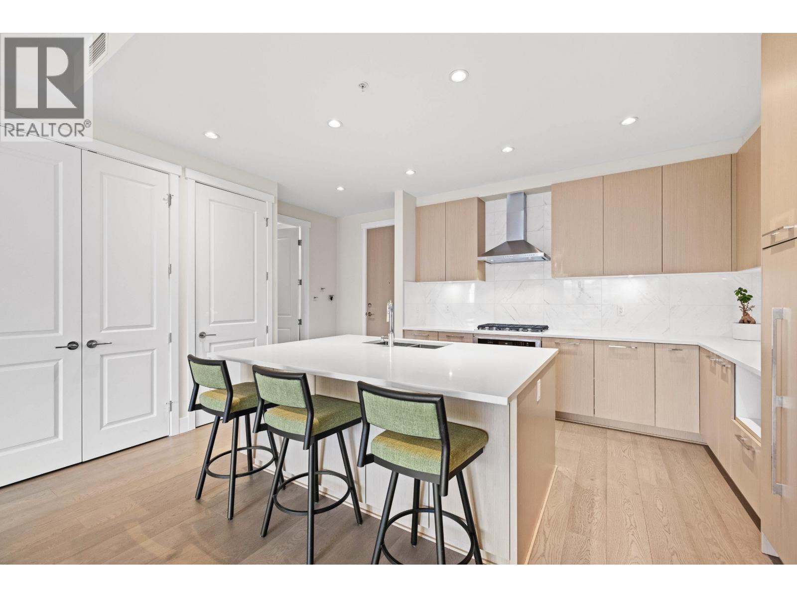 #217-5535 ADMIRAL Way, Delta