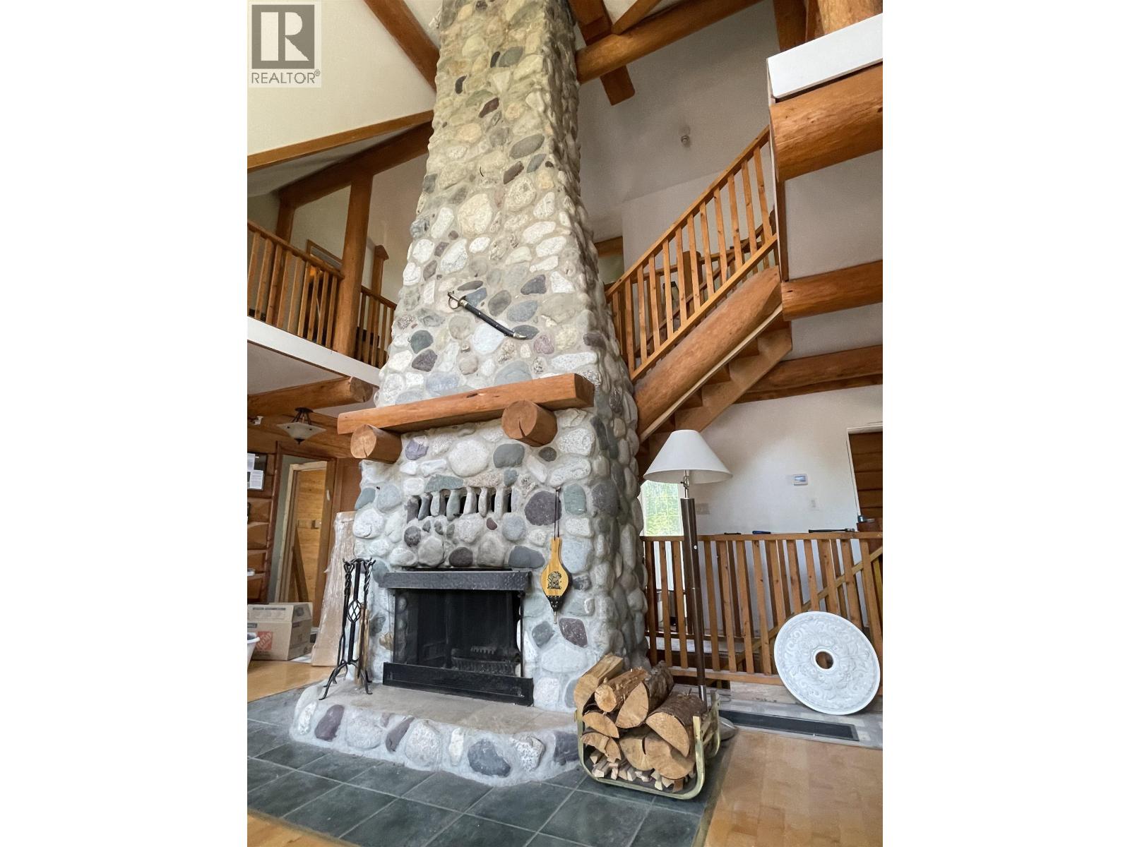 3101 SOLOMON WAY - Image 3