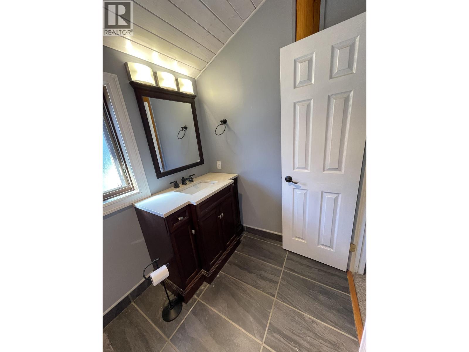 3101 SOLOMON WAY - 31