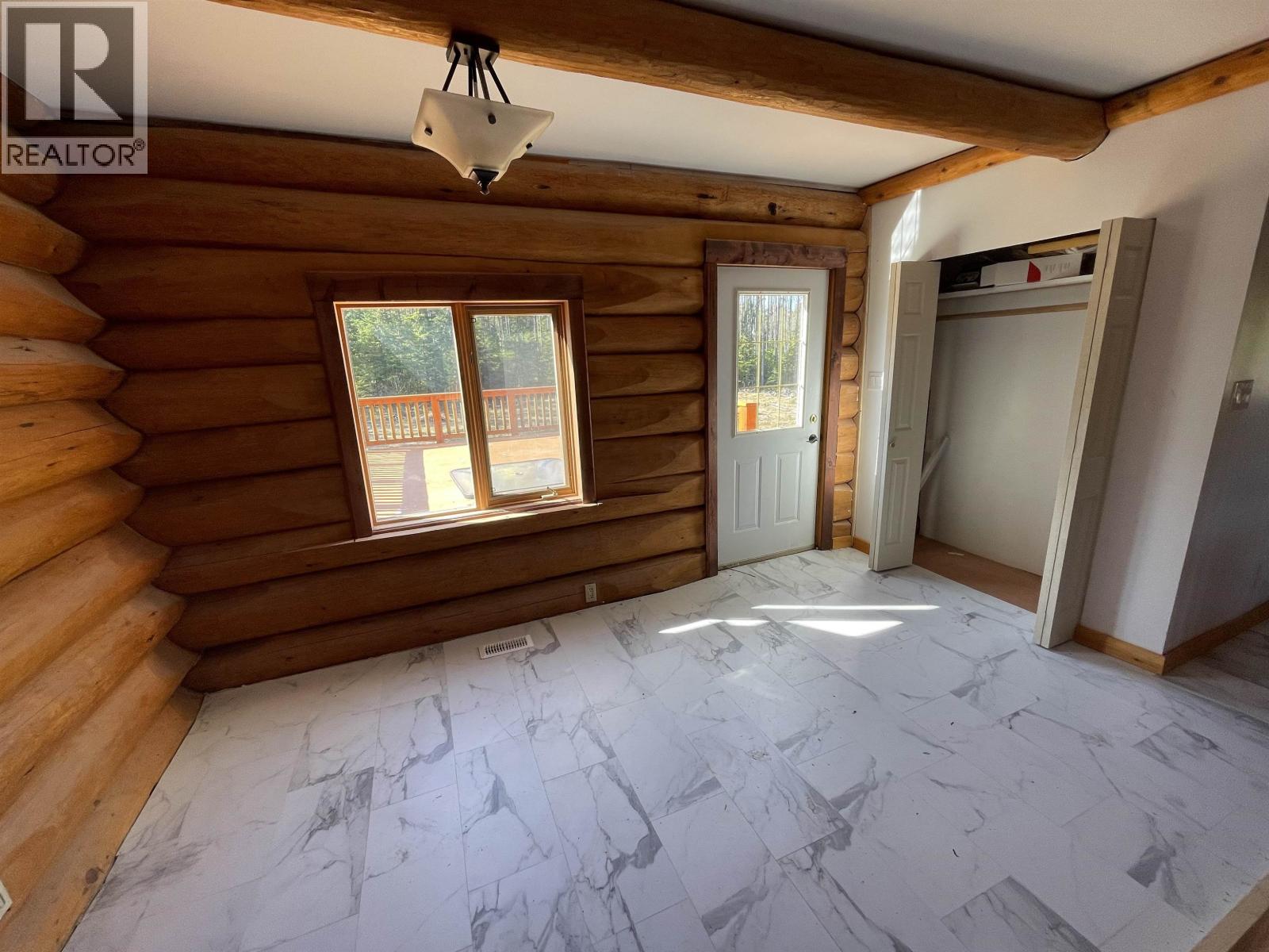 3101 SOLOMON WAY - 21