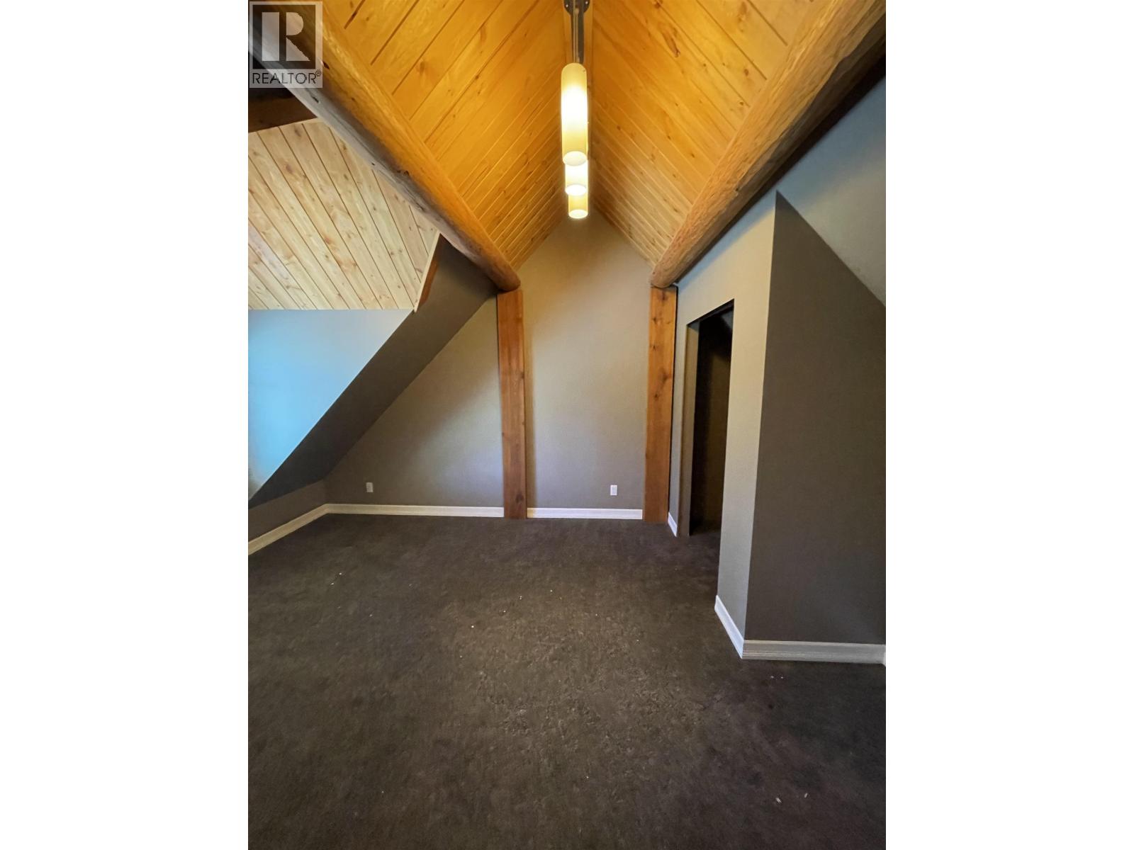 3101 SOLOMON WAY - 36