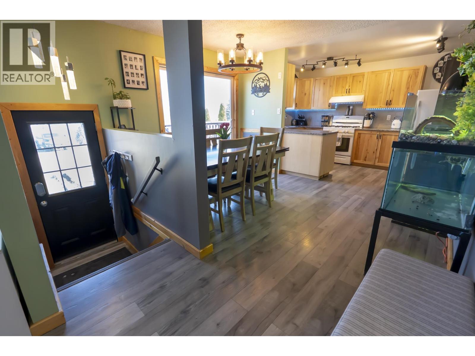 138 W 6TH STREET - Image 2