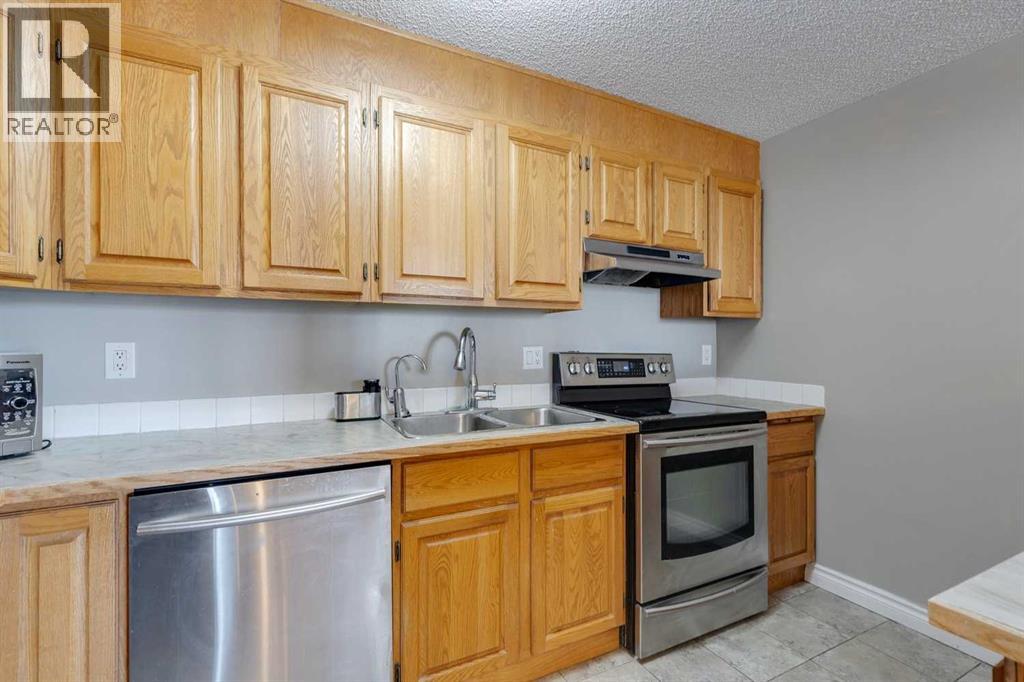 #606 1334 13 Avenue SW - 14