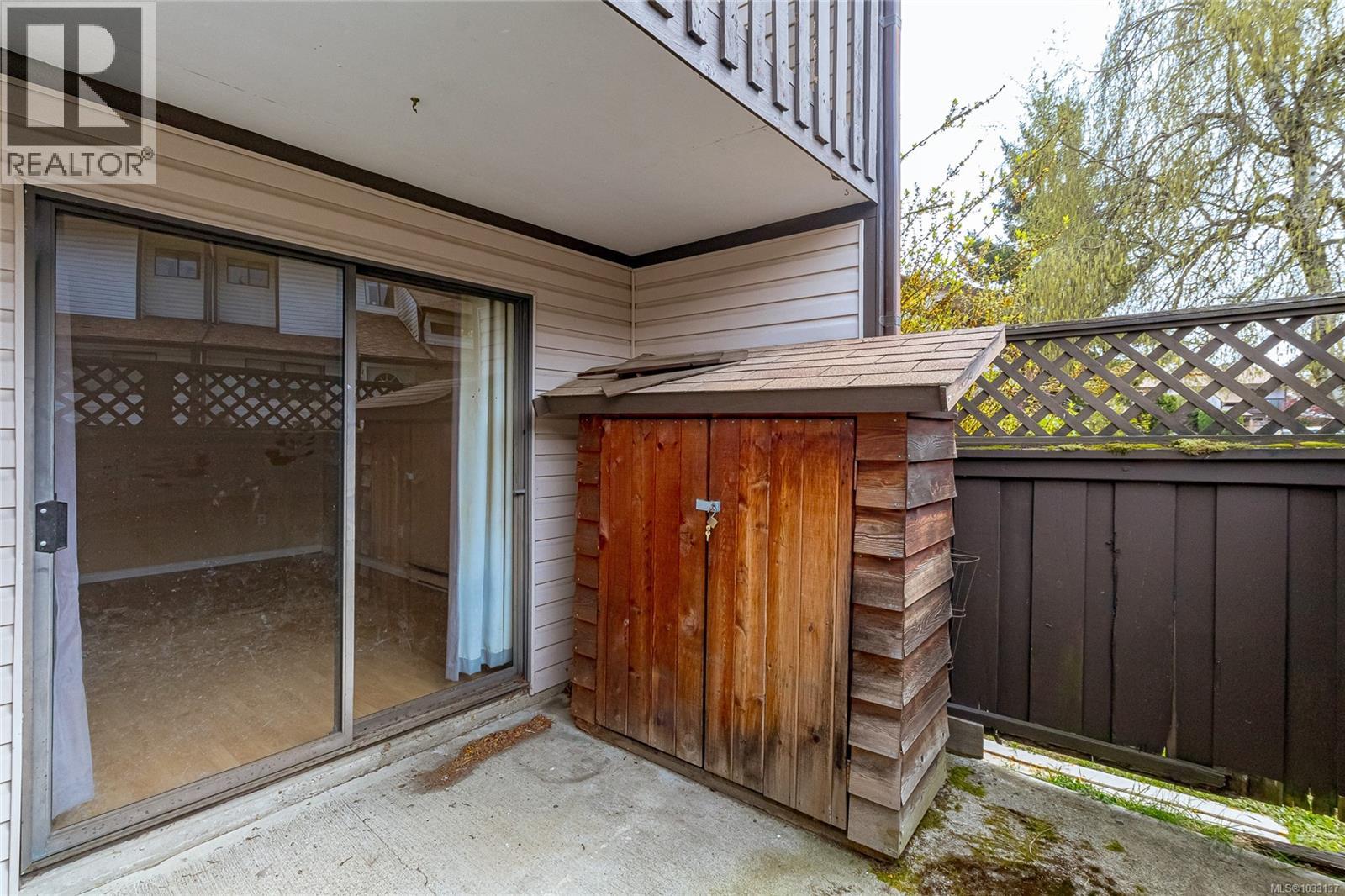 #16 1506 Admirals Rd - 28