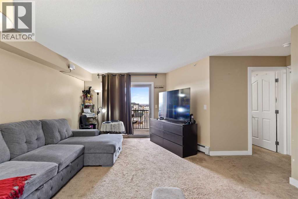 #404 355 Taralake Way NE - 18