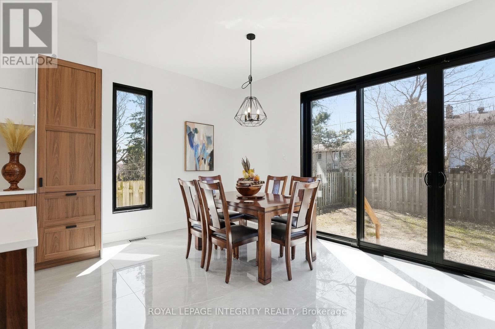984 WATSON STREET - 17