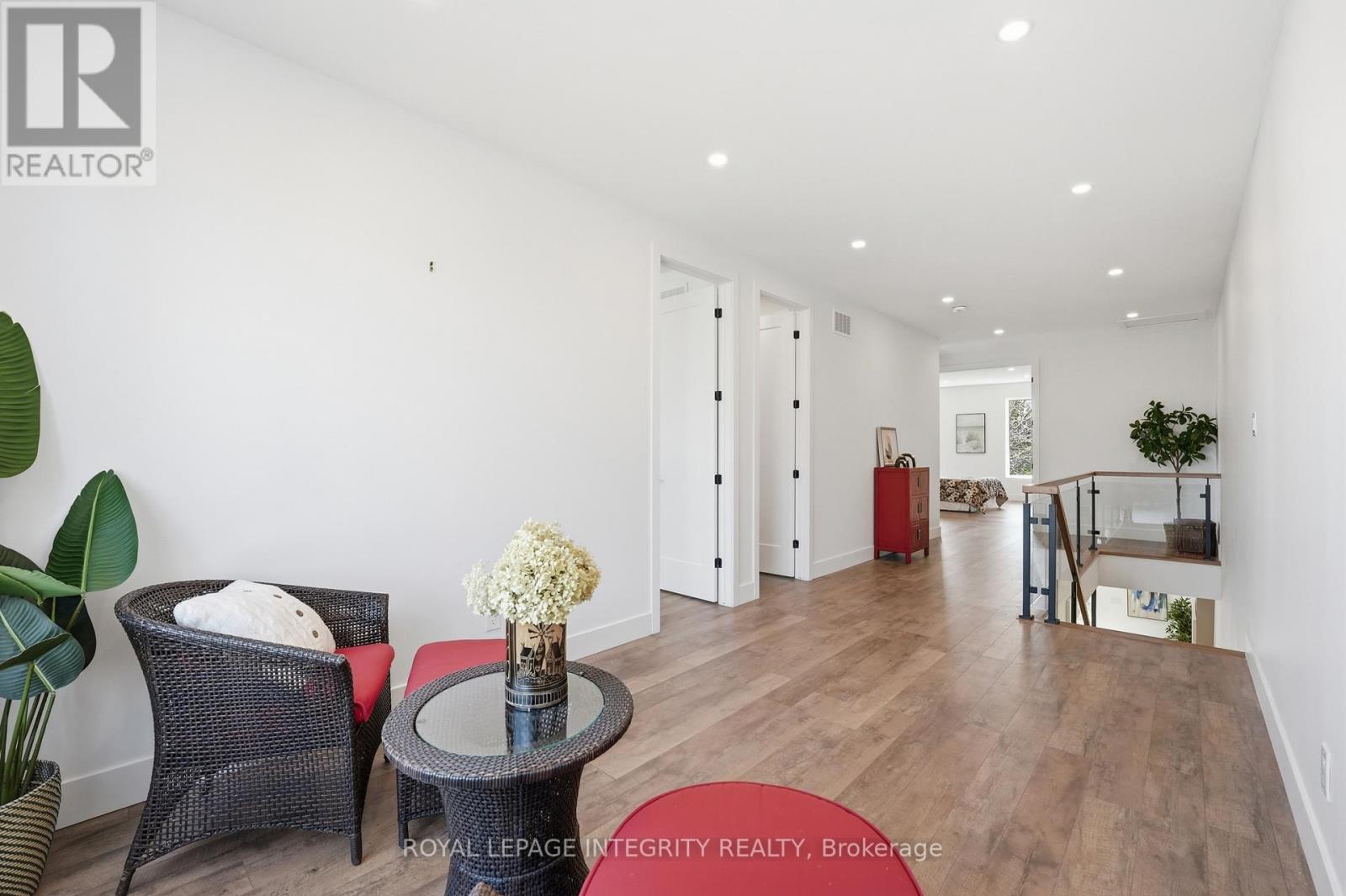 984 WATSON STREET - 22