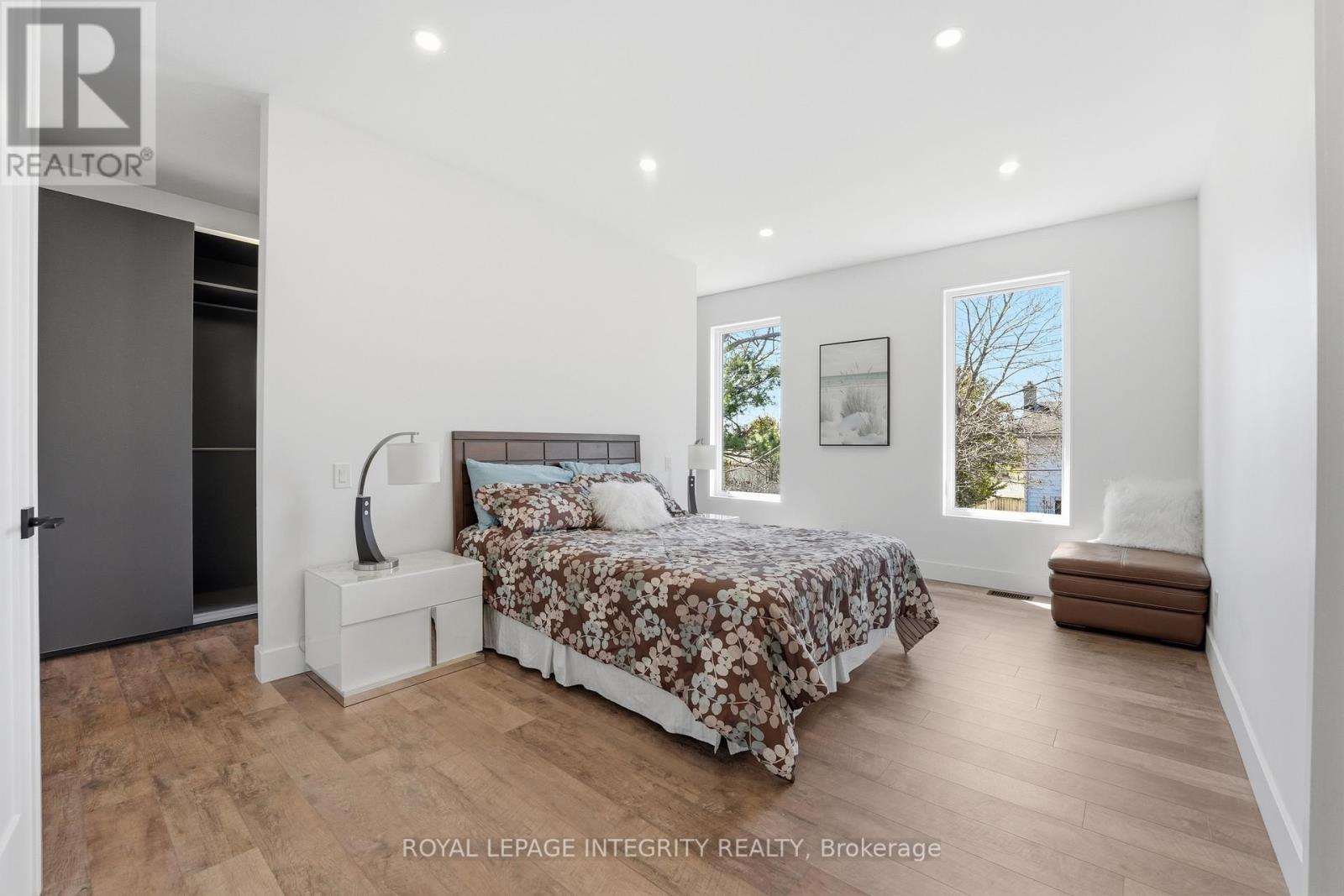 984 WATSON STREET - 24