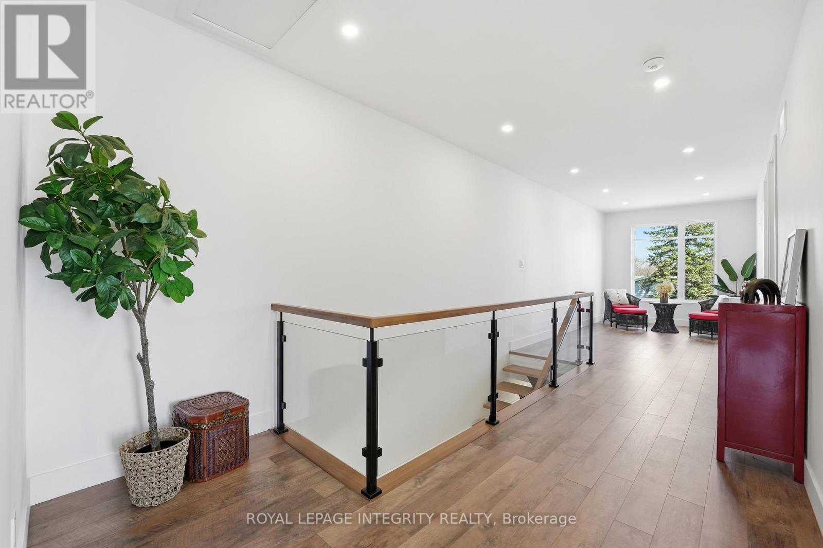 984 WATSON STREET - 29