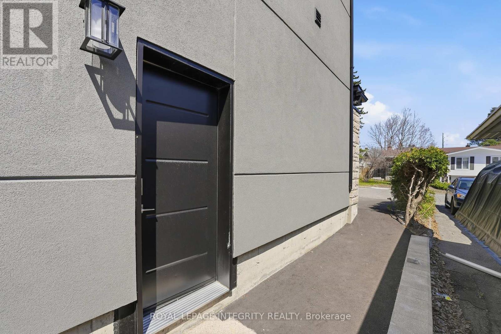 984 WATSON STREET - 37