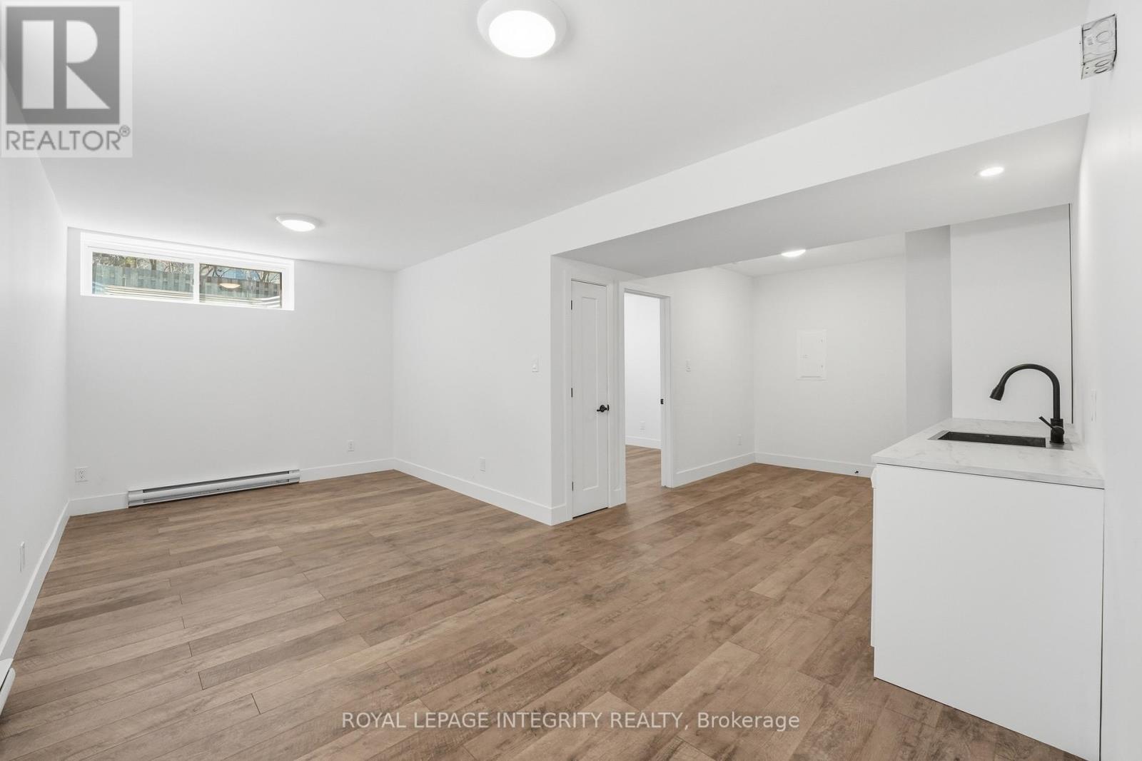 984 WATSON STREET - 38