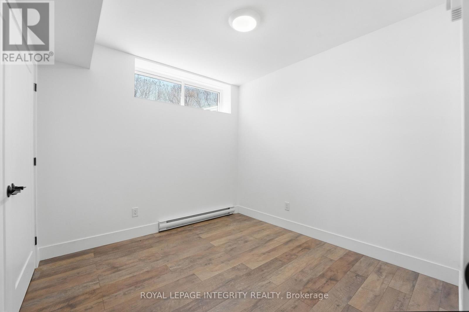 984 WATSON STREET - 41