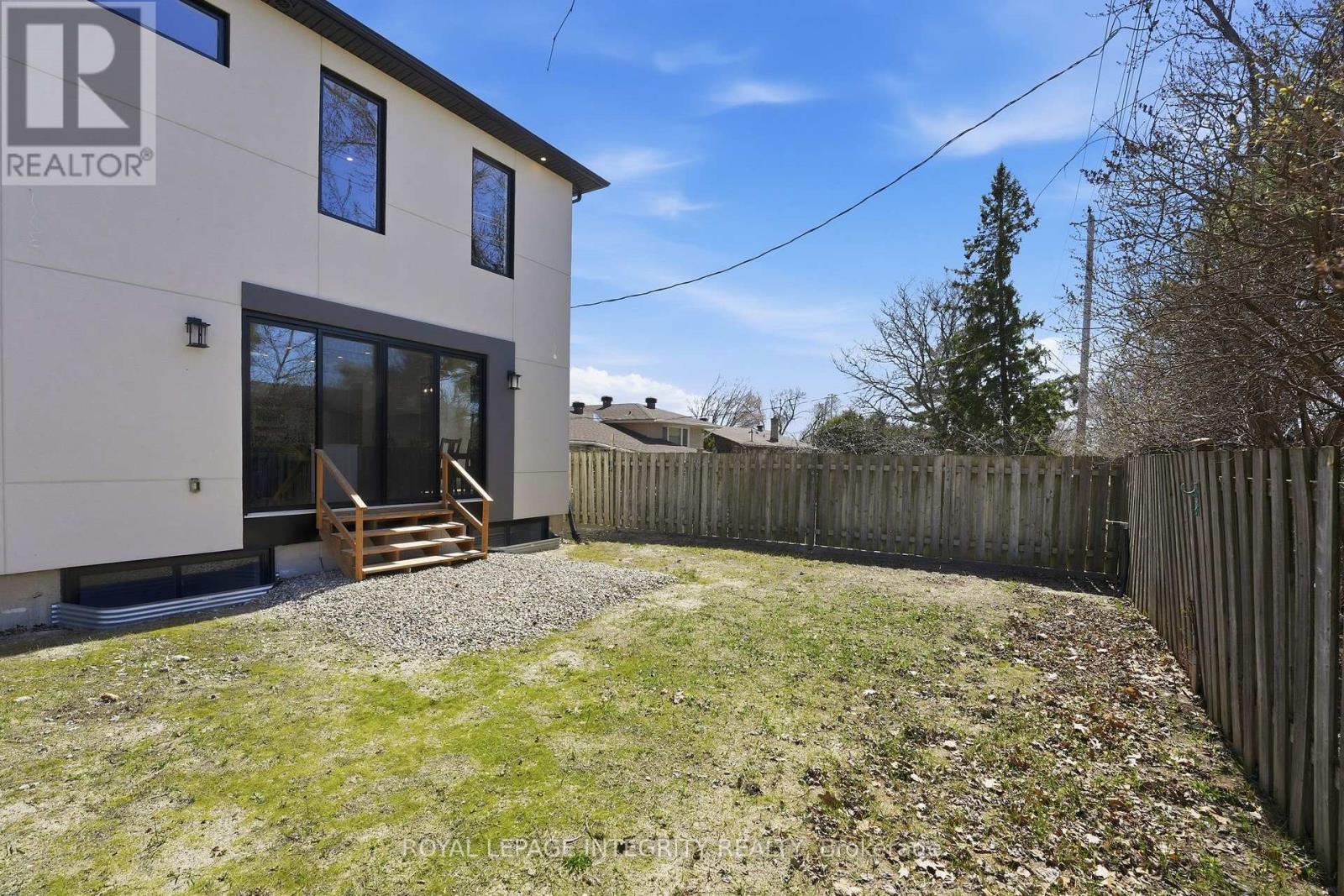 984 WATSON STREET - 48