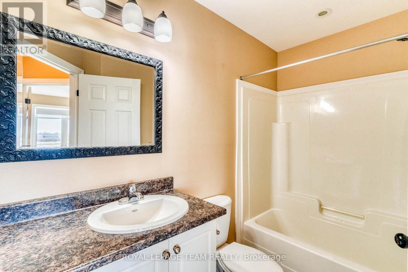 396 ANN STREET - 13
