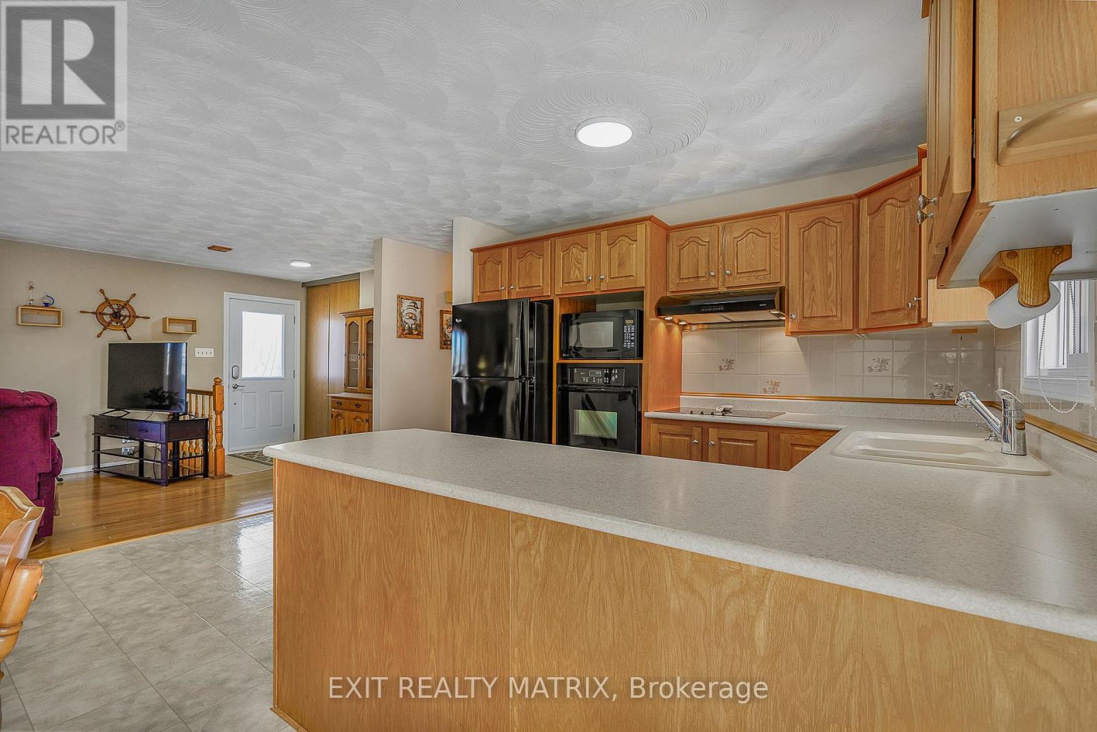 87 LALANDE CRESCENT — photo 12
